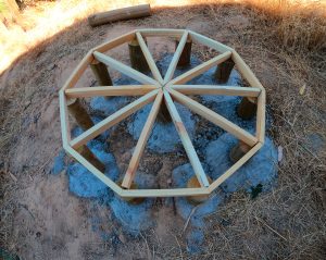 Curso Online de Domos en Madera 3 (instalación de pilotes y estructura piso)